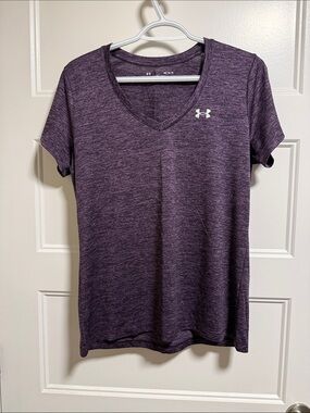 Under Armour Women's Heathered Plum V-Neck Performance Tee
